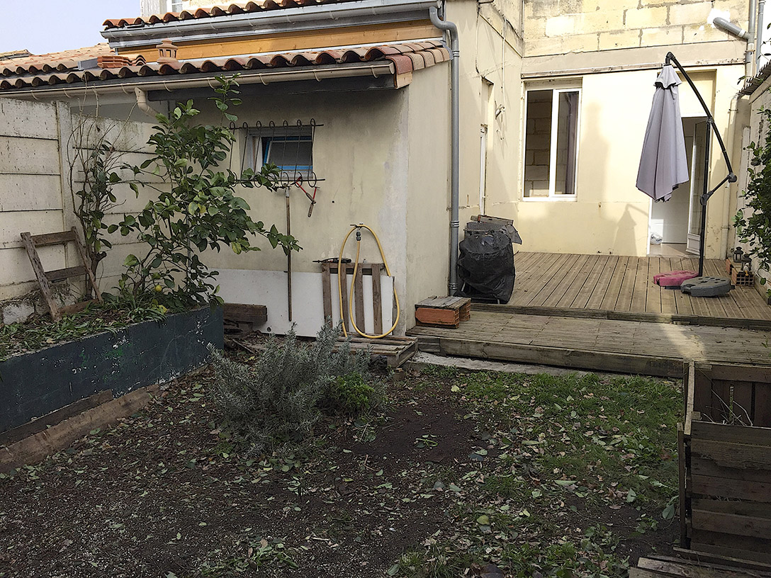 Bordeaux Sainte croix appartement avec jardin