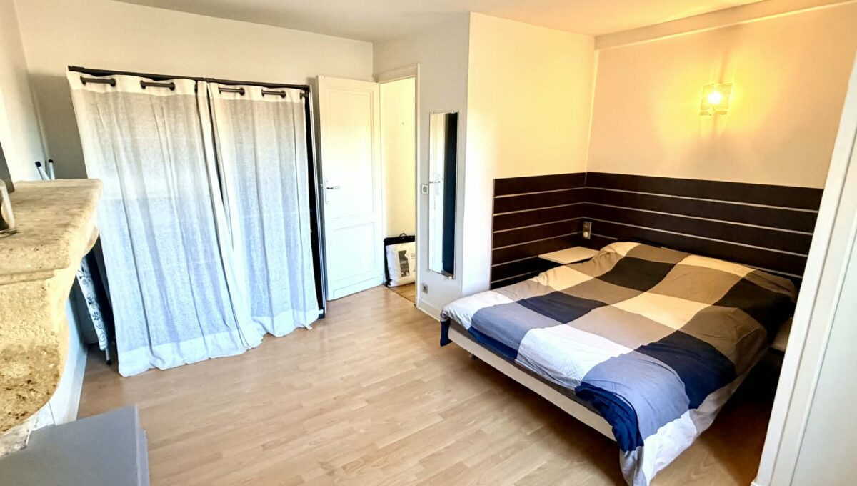 9409b99b-c89c-45be-8c8c-12750abdd6ea