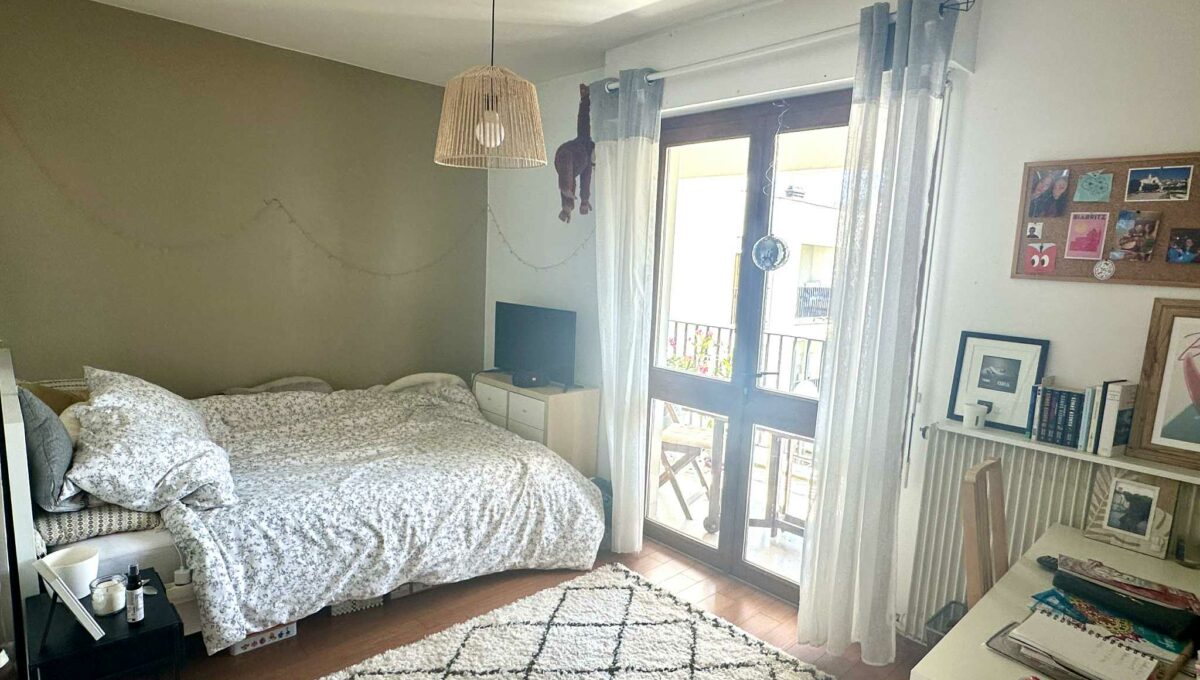 e15ab4f3-a7aa-45a0-a203-183d72e5ee71