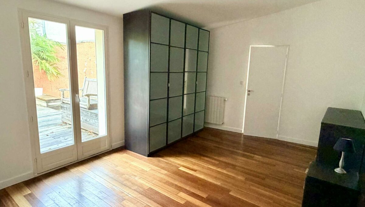 770b48a3-52ee-4755-bb37-2c8a96e7b8f9