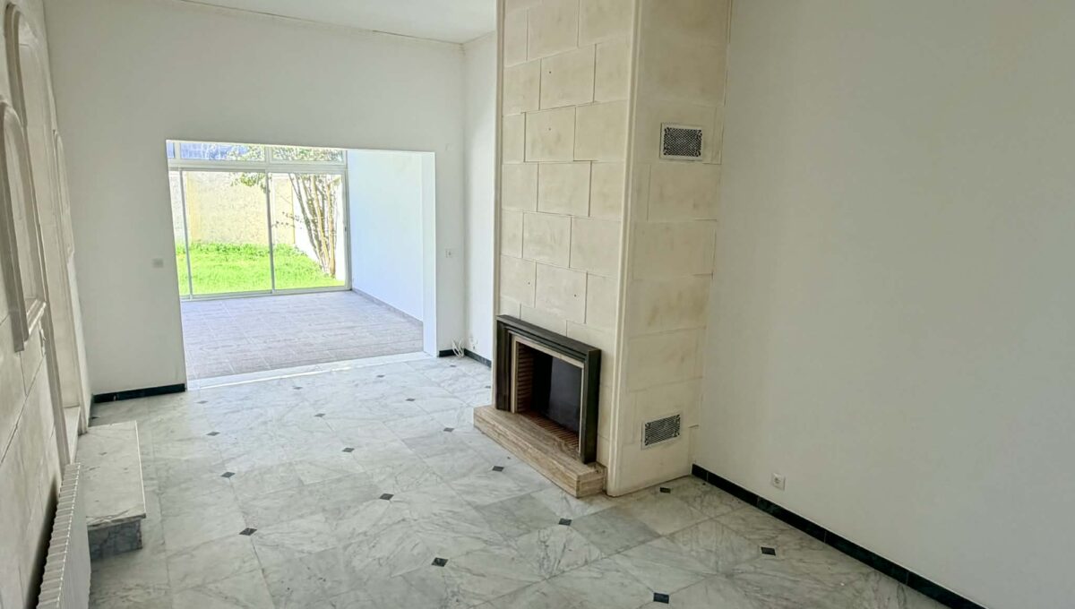 24e367e6-0224-4673-87d0-2547b1546703