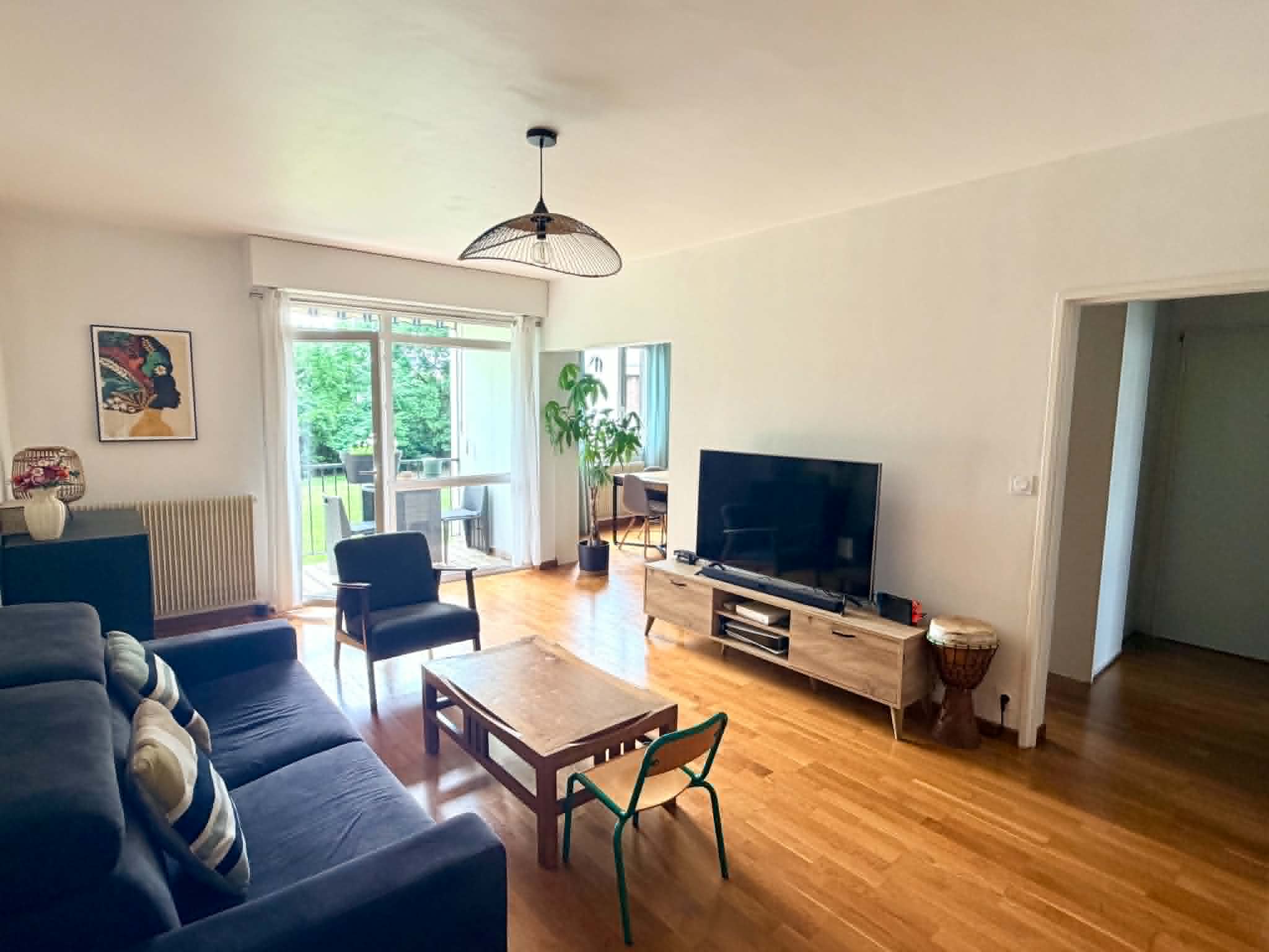 Bordeaux Caudéran Appartement lumineux avec balcon exposé Sud